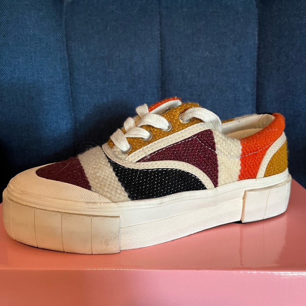 Colorful “Good News” Canvas Sneakers